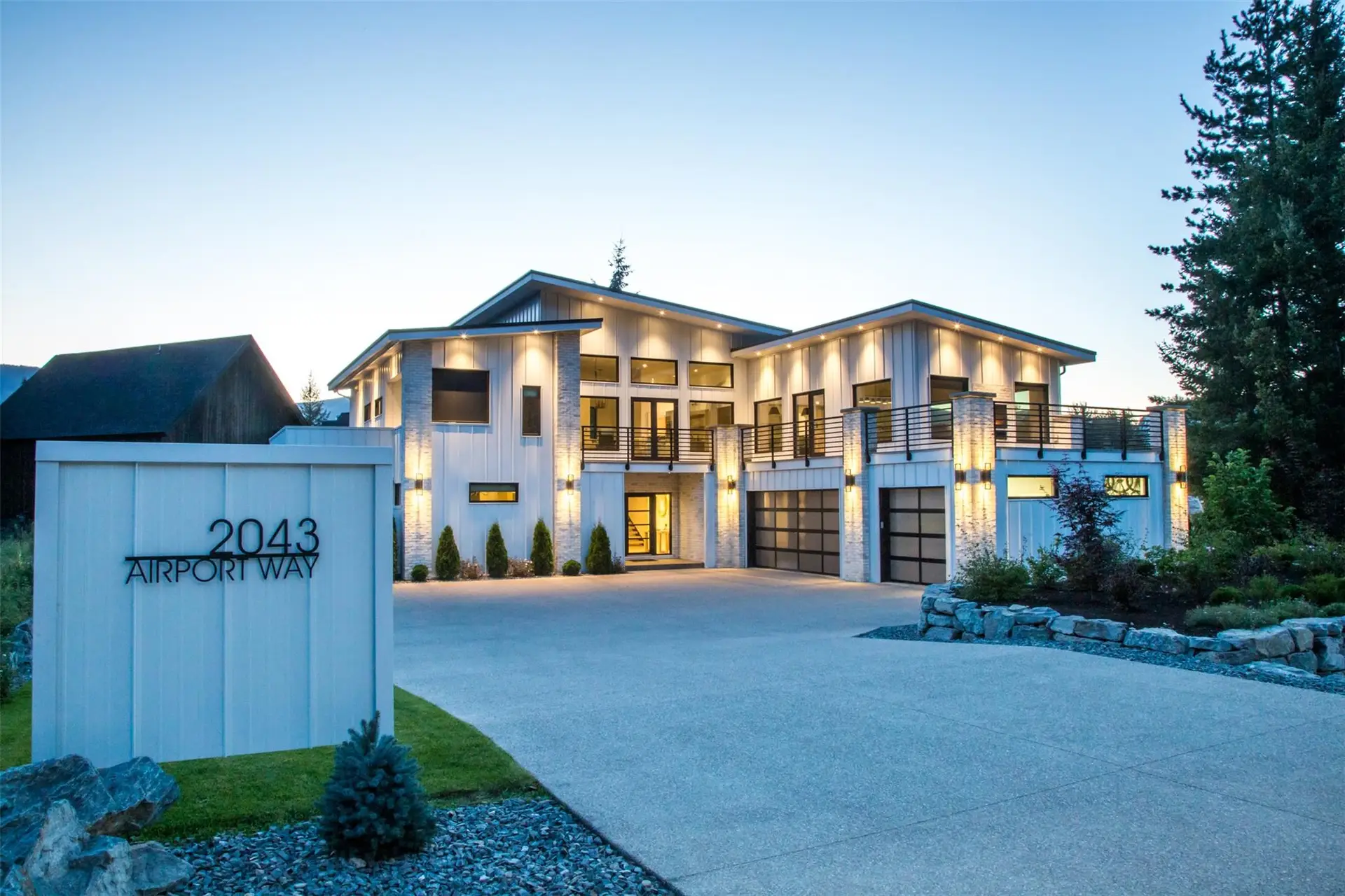 Cloudbreak | Monthly Rental in Revelstoke