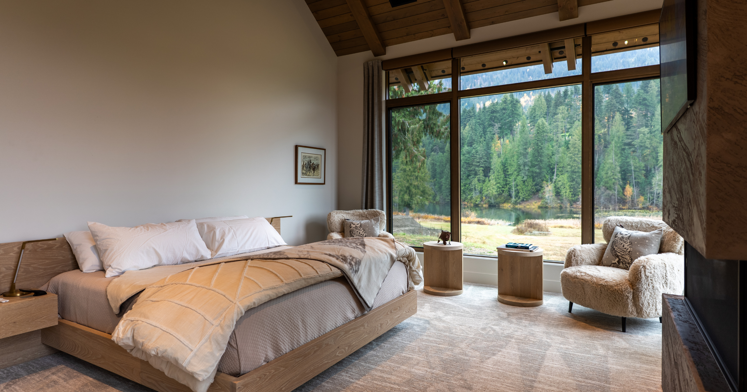 Luxury Accomodation, Mountain Lake Chalet