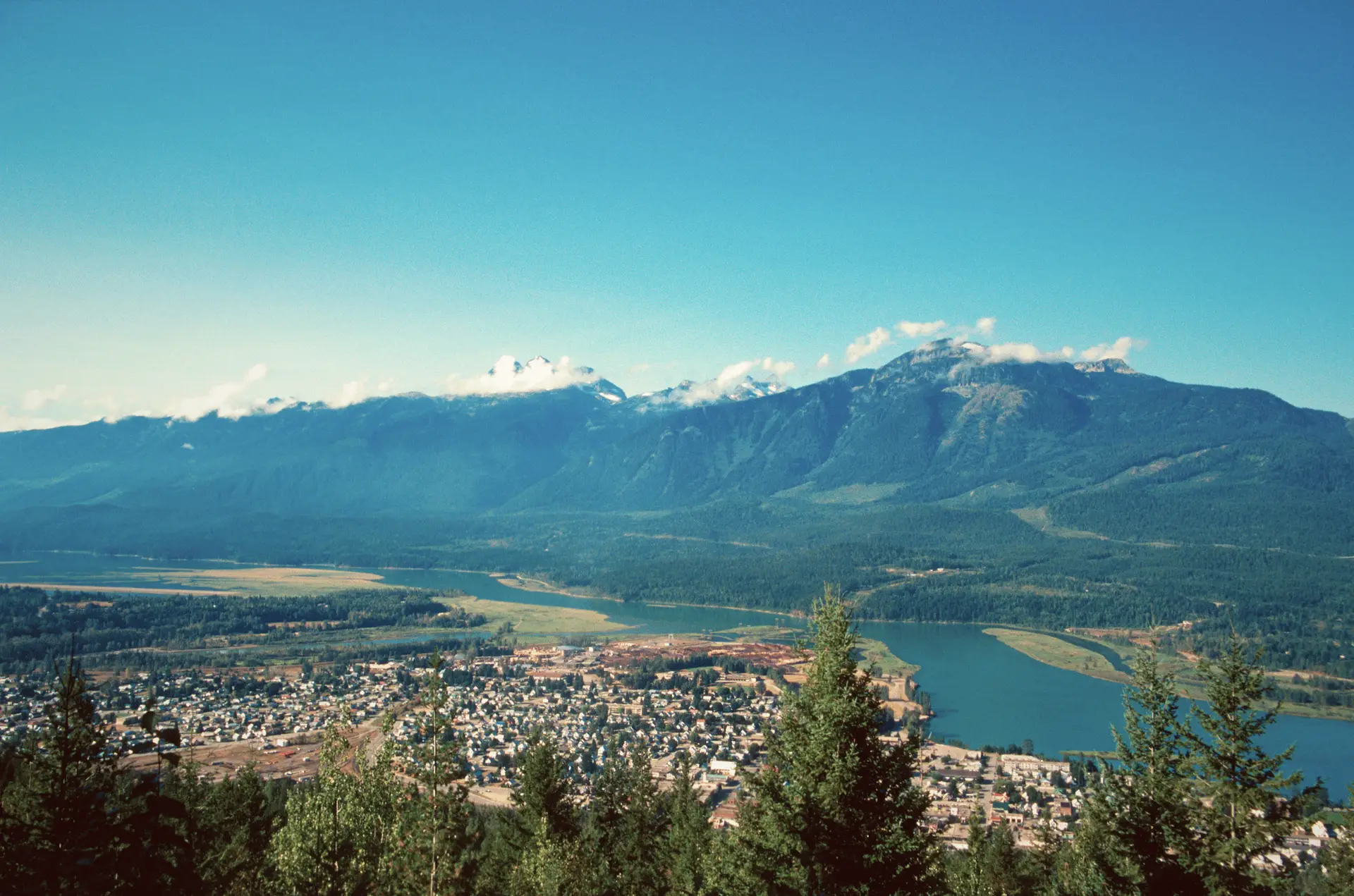 Revelstoke Select Heli Sightseeing in Revelstoke View 2