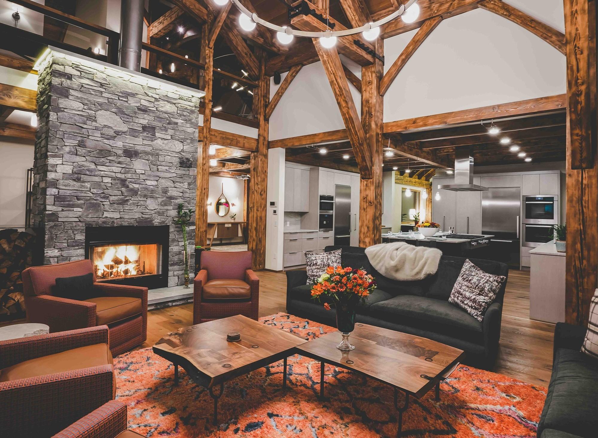 Flying Moose Chalet Revelstoke Select Properties