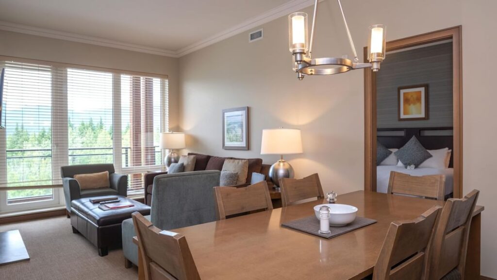 Two Bedroom Suite, dining