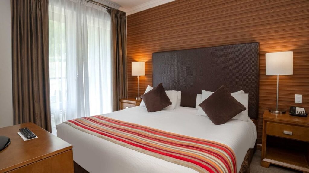 Exclusive One Bedroom Suite at The Sutton Place Hotel Revy
